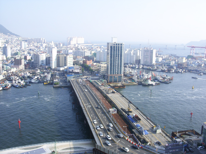 2010.04 영도대교 기존교량 철거공사.jpg